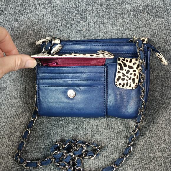 Blue quilted chain bag w/ leopard trim — bold Y2K street glam vibe - Picture 2 of 5